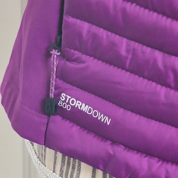 Eddie Bauer Women's Plum MicroTherm® 2.0 Down Vest Small - Picture 7 of 9